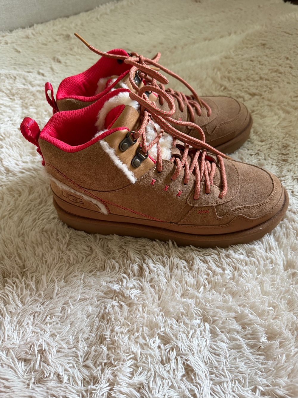 UGG Highland Hi Heritage Sneaker Boot - Camel Suede and Fiery Red - Picture 7 of 7